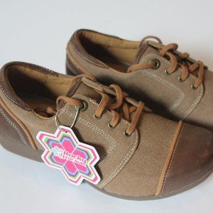 NWT Rocky 4 Eur Sole Brown Lace-Up Shoes 5-5.5